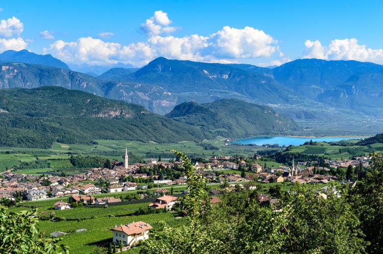 Caldaro con il lago